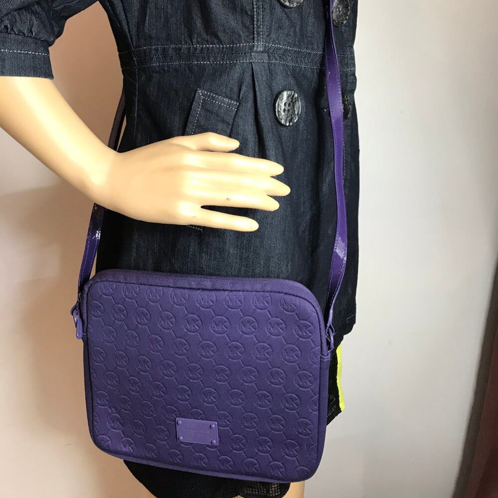Michael Kors Dark Purple Scuba Tote Bag Over Logo - Picture 5 of 8